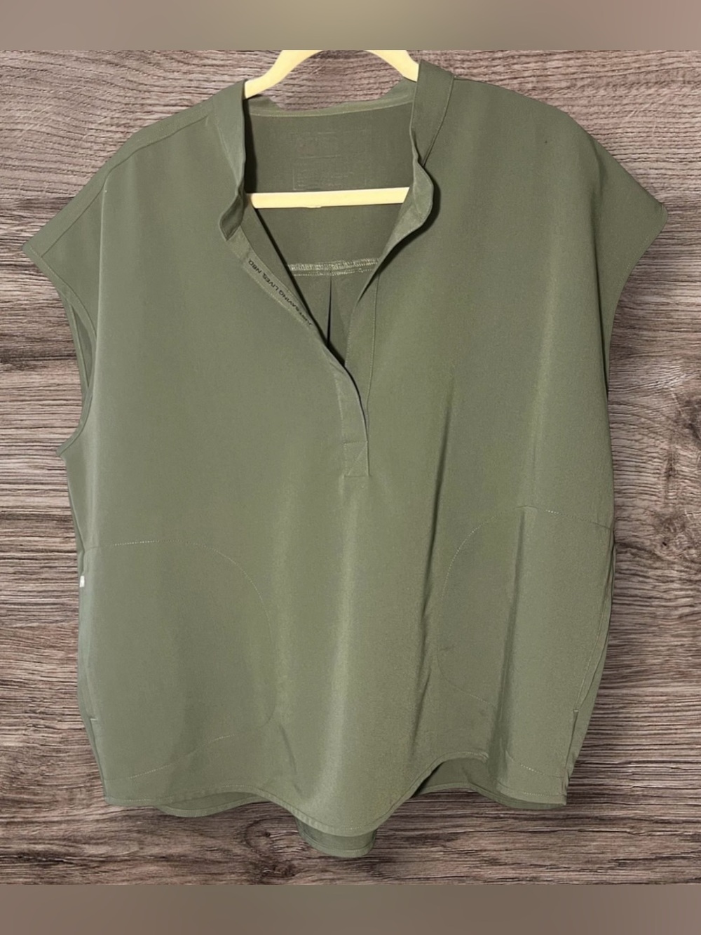 💚Figs- Moss, Rafaela Oversized Scrub Top. Size-XXL. EUC.